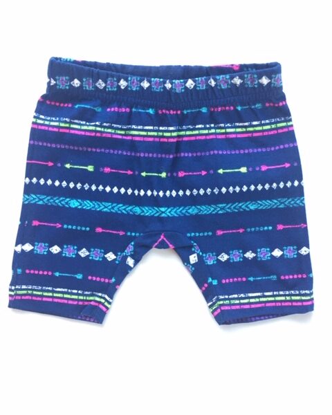 lühikesed püksid lastele triibuga